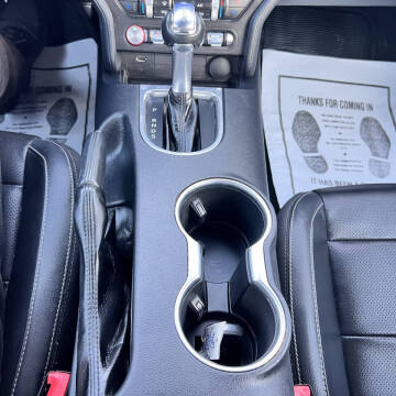 2022 Ford Mustang EcoBoost Premium