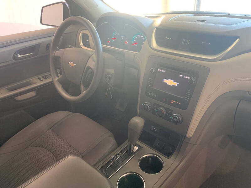 2017 Chevrolet Traverse LS