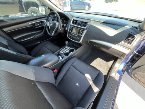 2017 Nissan Altima 2.5 SR