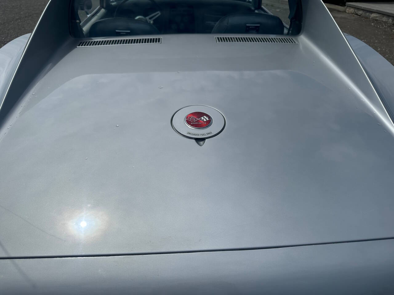 1975 Chevrolet Corvette 13