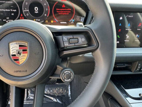 2025 Porsche Cayenne Coupe