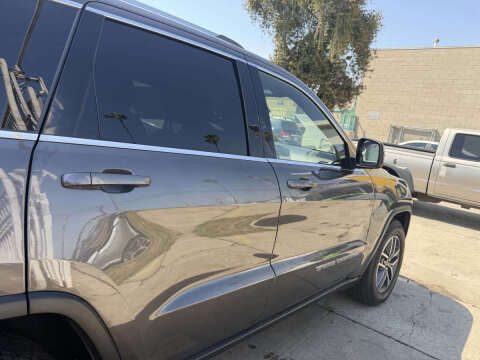 2020 Jeep Grand Cherokee Laredo E