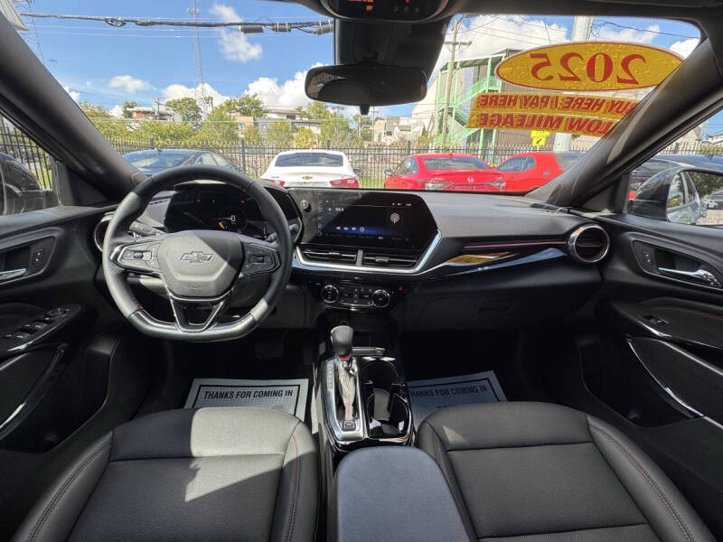 2025 Chevrolet Trax RS