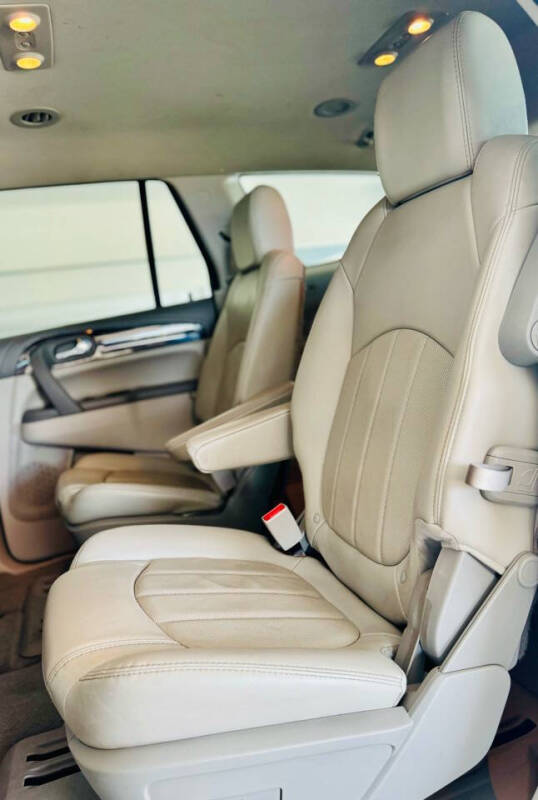 2017 Buick Enclave Leather