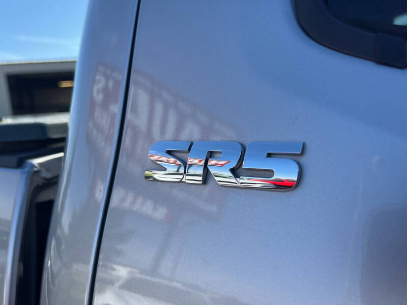 2018 Toyota Tacoma SR5 V6