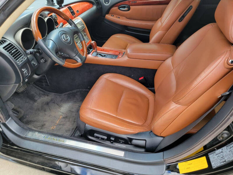 2003 Lexus SC 430