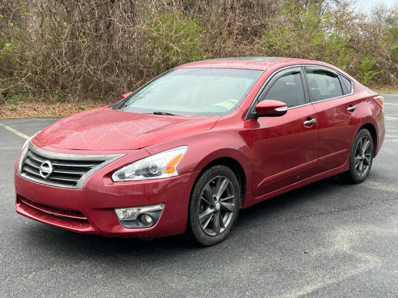 2013 Nissan Altima for sale at JR Motors in Monroe GA