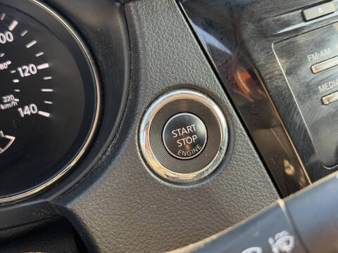 2015 Nissan Rogue SV