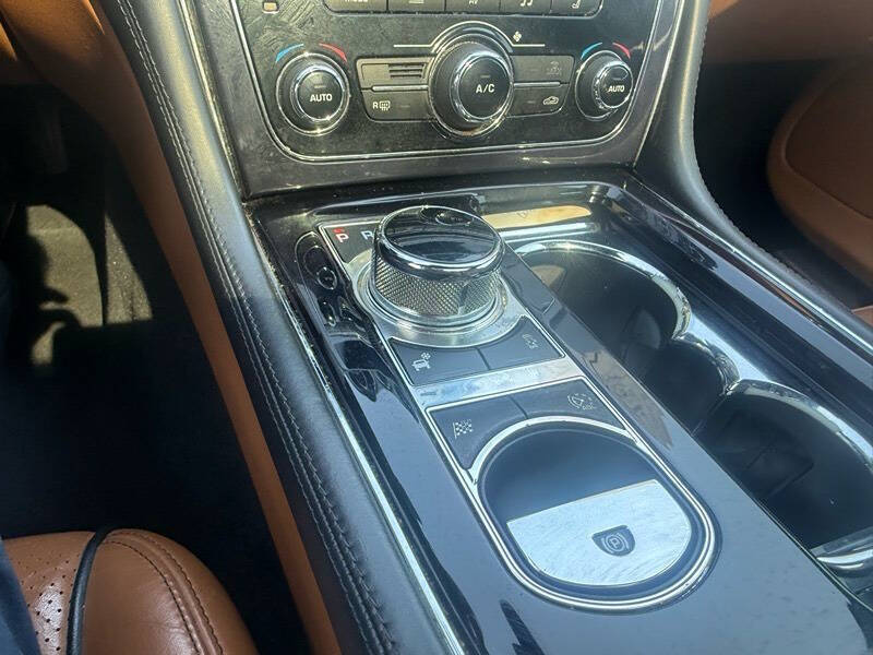 2013 Jaguar XJ