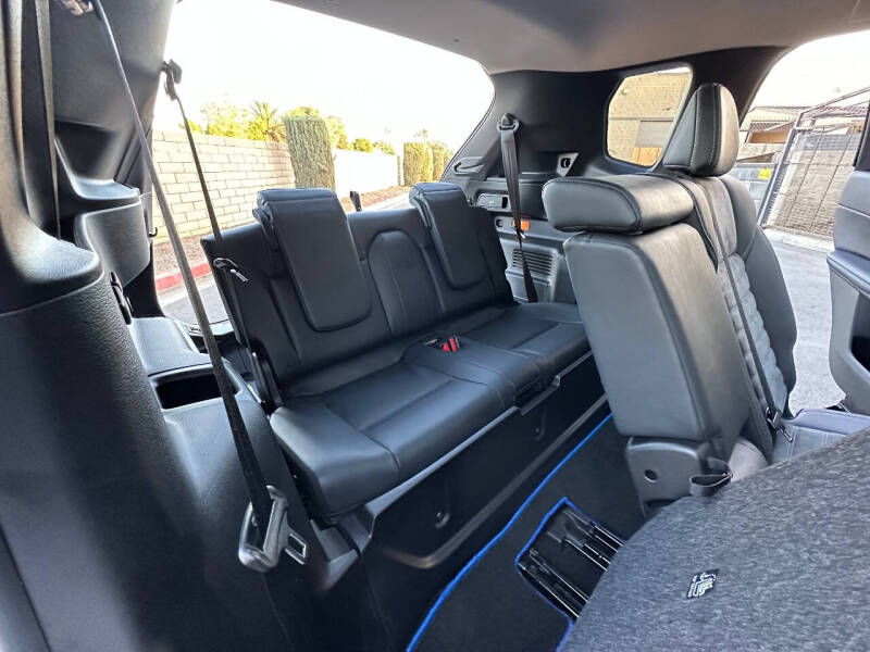 2023 Mitsubishi Outlander PHEV SE