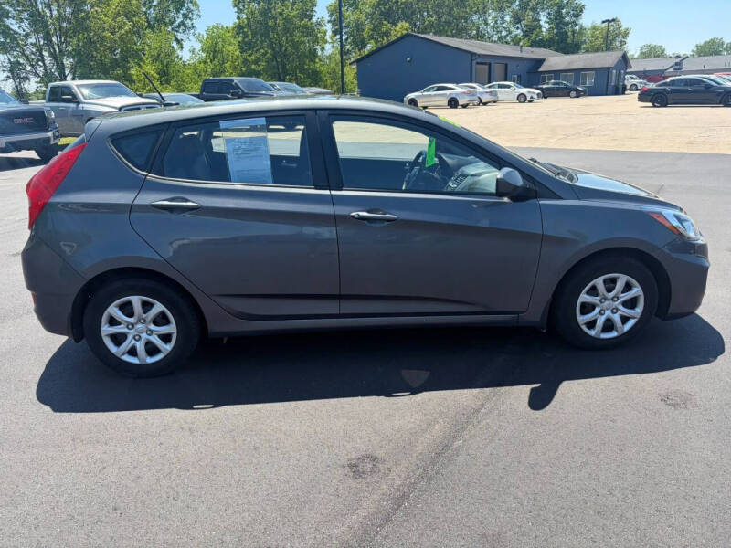 2013 Hyundai Accent GS