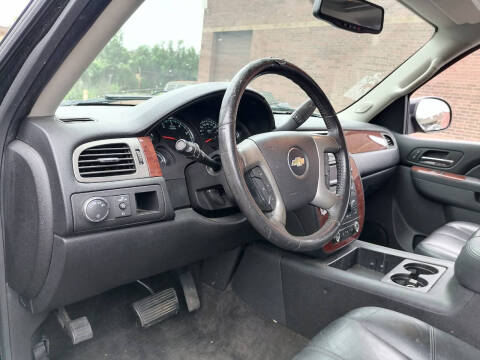 2014 Chevrolet Suburban LT