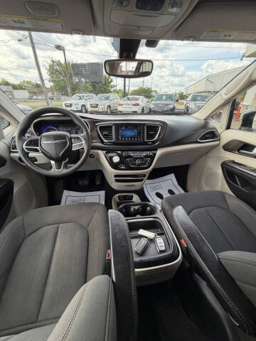 2018 Chrysler Pacifica Touring Plus