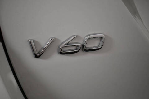 2015 Volvo V60 Cross Country T5