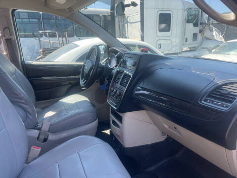 2013 Dodge Grand Caravan American Value Package