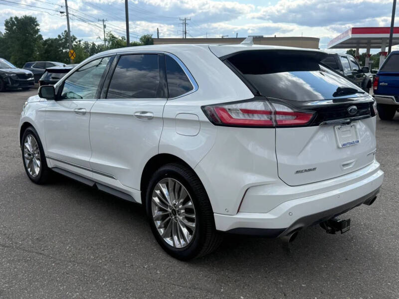 2020 Ford Edge Titanium
