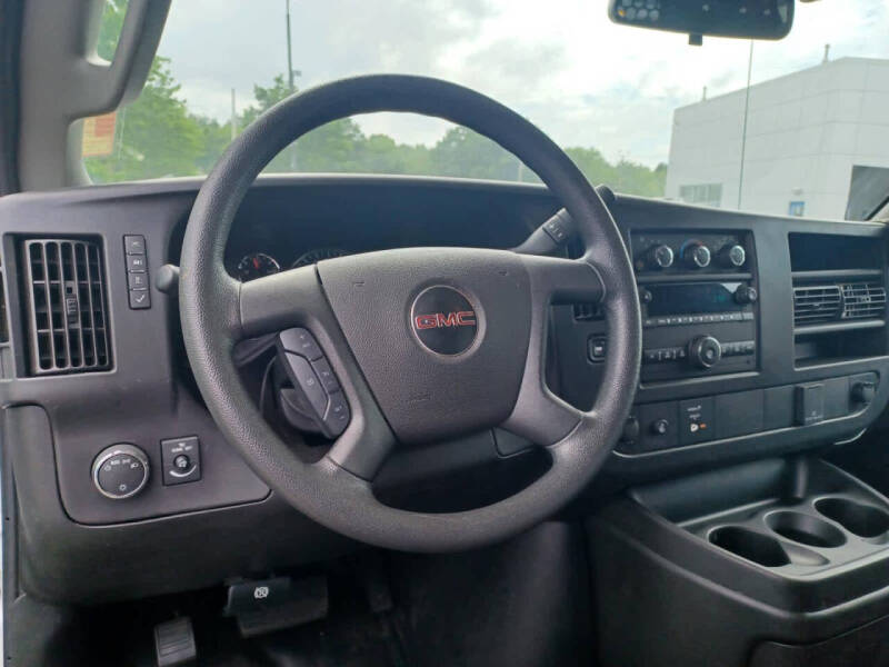 2024 GMC Savana 2500