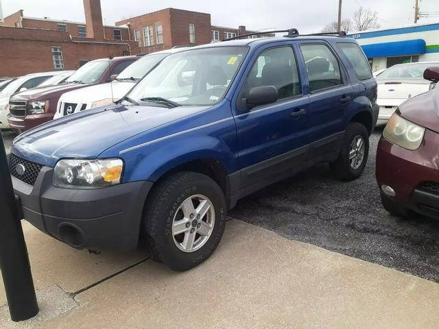 2007 Ford Escape for sale at DRIVE-RITE in Saint Charles MO