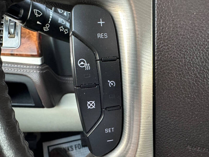 2013 Cadillac Escalade Platinum Edition