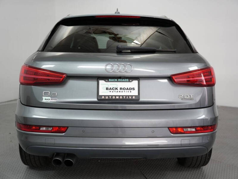 2016 Audi Q3 2.0T quattro Premium Plus