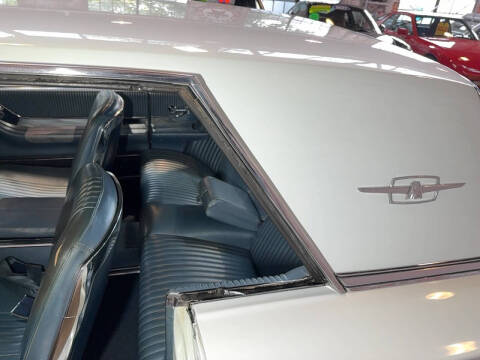 1965 Ford Thunderbird