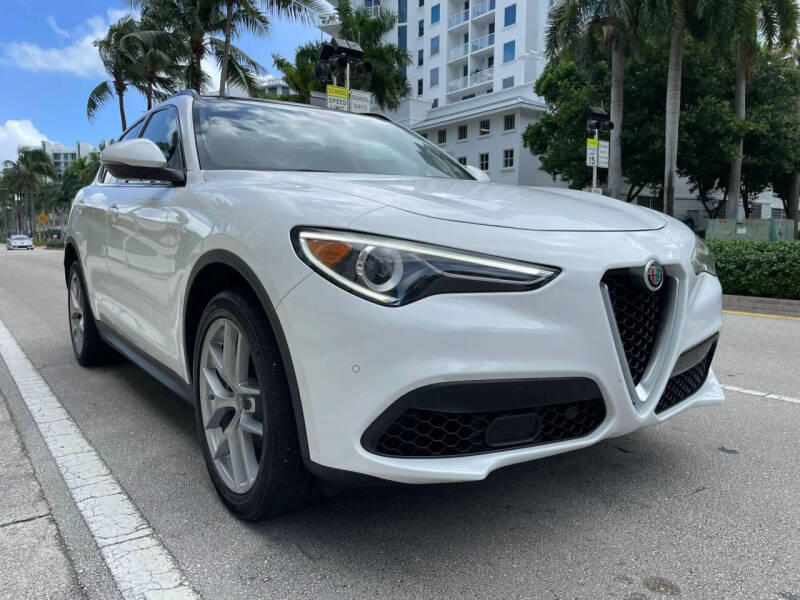 2018 Alfa Romeo Stelvio Sport