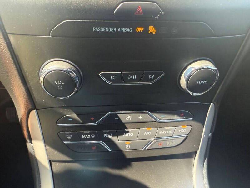 2019 Ford Edge SEL