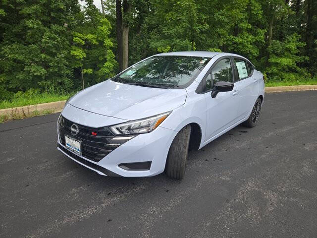 2025 Nissan Versa SR