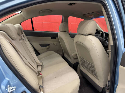 2009 Hyundai Accent GLS