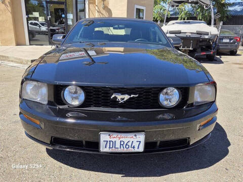 2006 Ford Mustang GT Deluxe