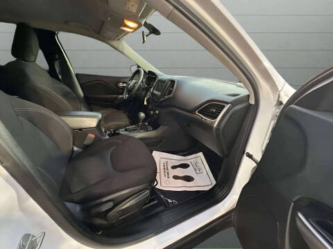 2019 Jeep Cherokee Latitude