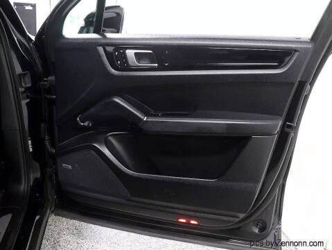 2020 Porsche Cayenne S