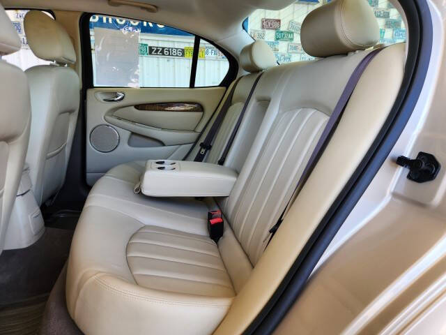 2004 Jaguar X-Type 3.0