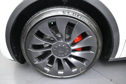2023 Tesla Model Y Performance