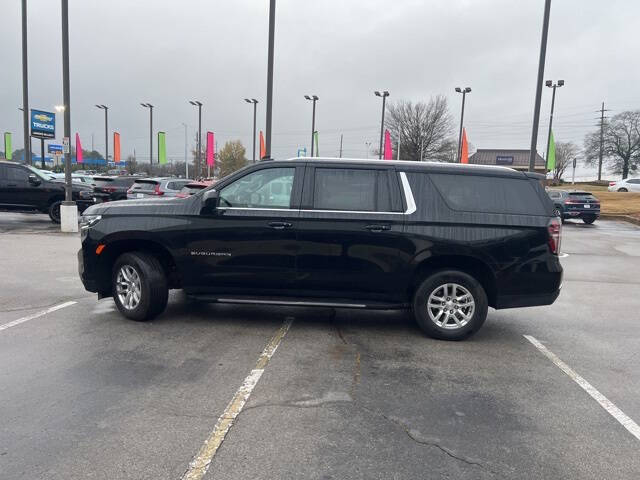 2024 Chevrolet Suburban LT