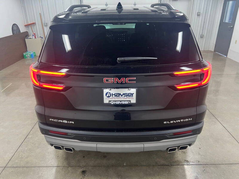 2026 GMC Acadia Elevation