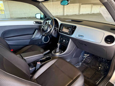 2012 Volkswagen Beetle