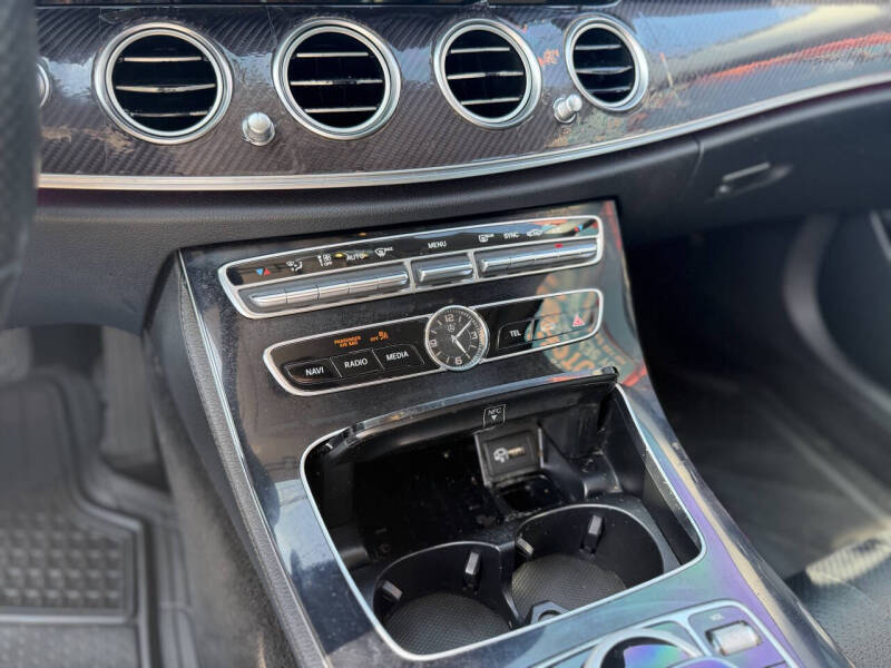 2017 Mercedes-Benz E-Class E 300 4MATIC