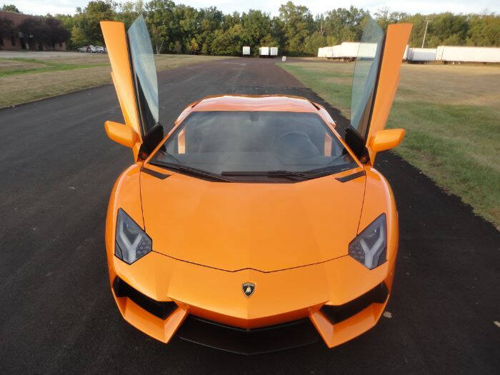 2014 Lamborghini Aventador LP 700-4