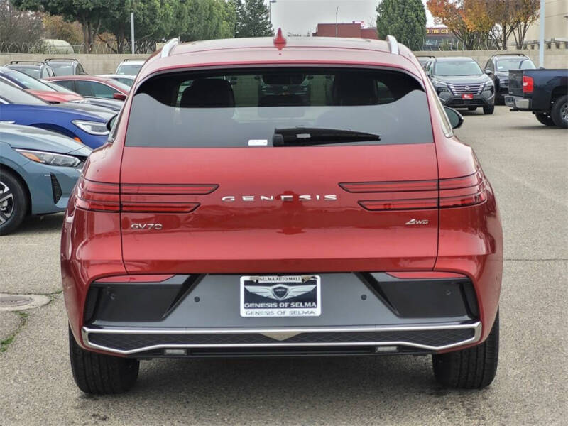 2026 Genesis GV70 2.5T Advanced