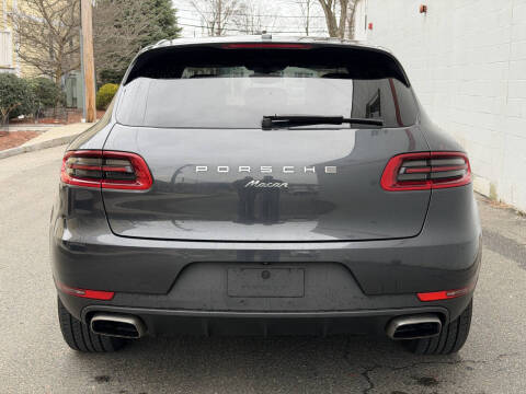 2018 Porsche Macan