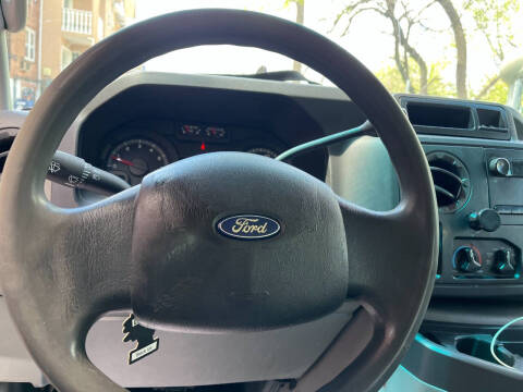 2011 Ford E-Series E-150