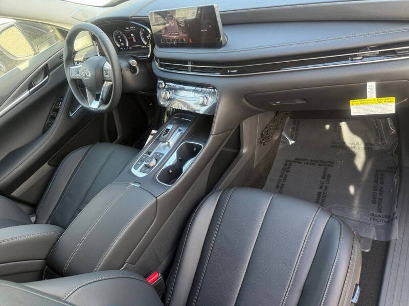 2025 Infiniti QX60 Luxe