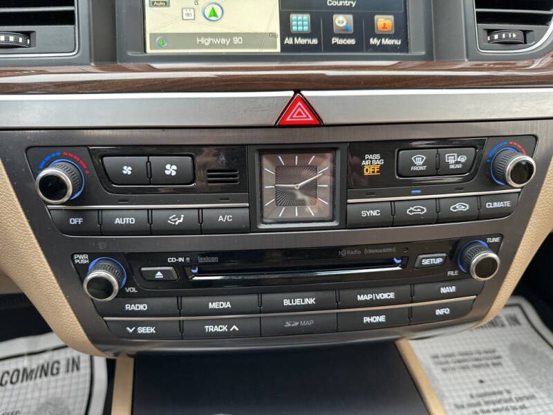 2016 Hyundai Genesis