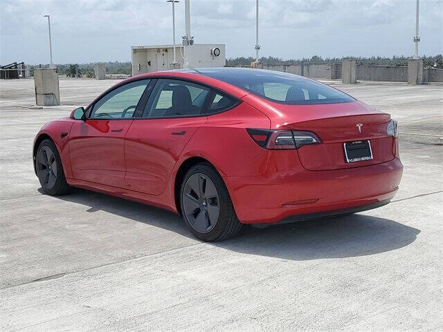 2021 Tesla Model 3 Standard Range Plus