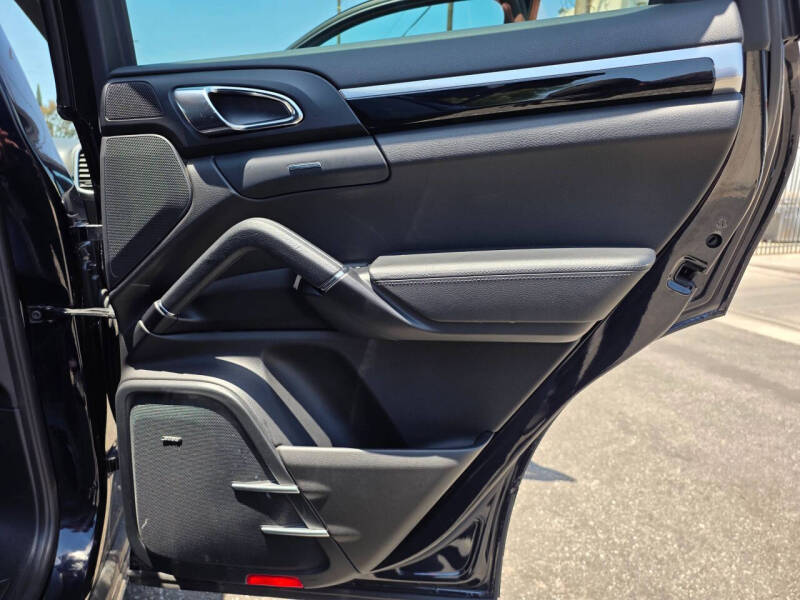2016 Porsche Cayenne S