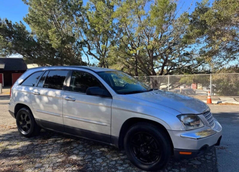 2005 Chrysler Pacifica Touring