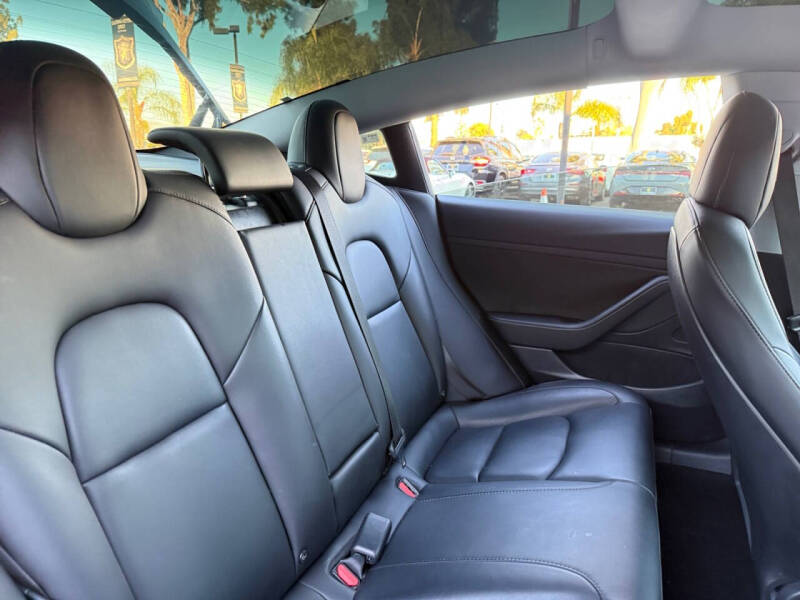 2021 Tesla Model 3 Standard Range Plus