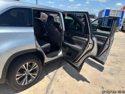 2017 Toyota Highlander LE