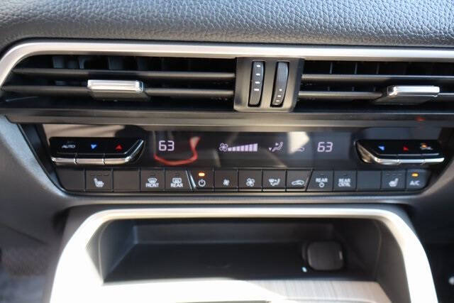 2025 Mazda CX-70 Plug-in Hybrid Premium